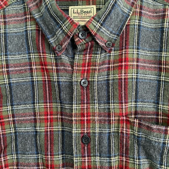 Men’s 100% cotton LL Bean flannel. Large Tall - Picture 4 of 5